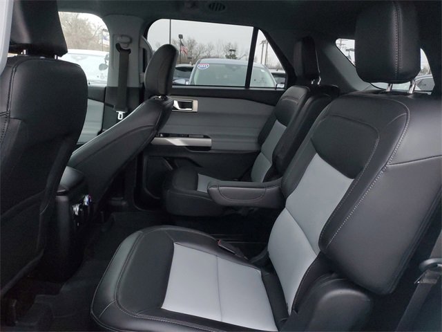 Certified 2023 Ford Explorer XLT w/ Equipment Group 202A image 25