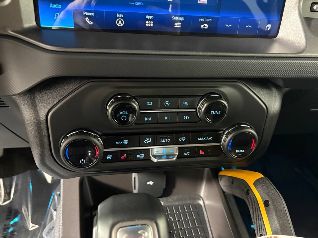 Certified 2024 Ford Bronco Badlands AWD/4WD image 19