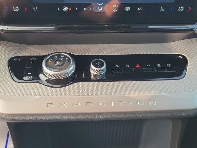 Certified 2025 Ford Expedition Active RWD image 31