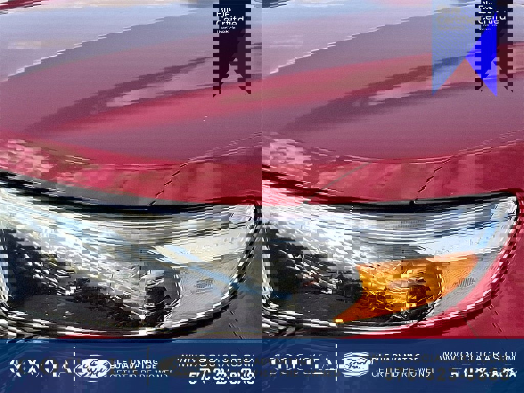 Certified 2022 Ford Explorer XLT w/ Equipment Group 202A image 9