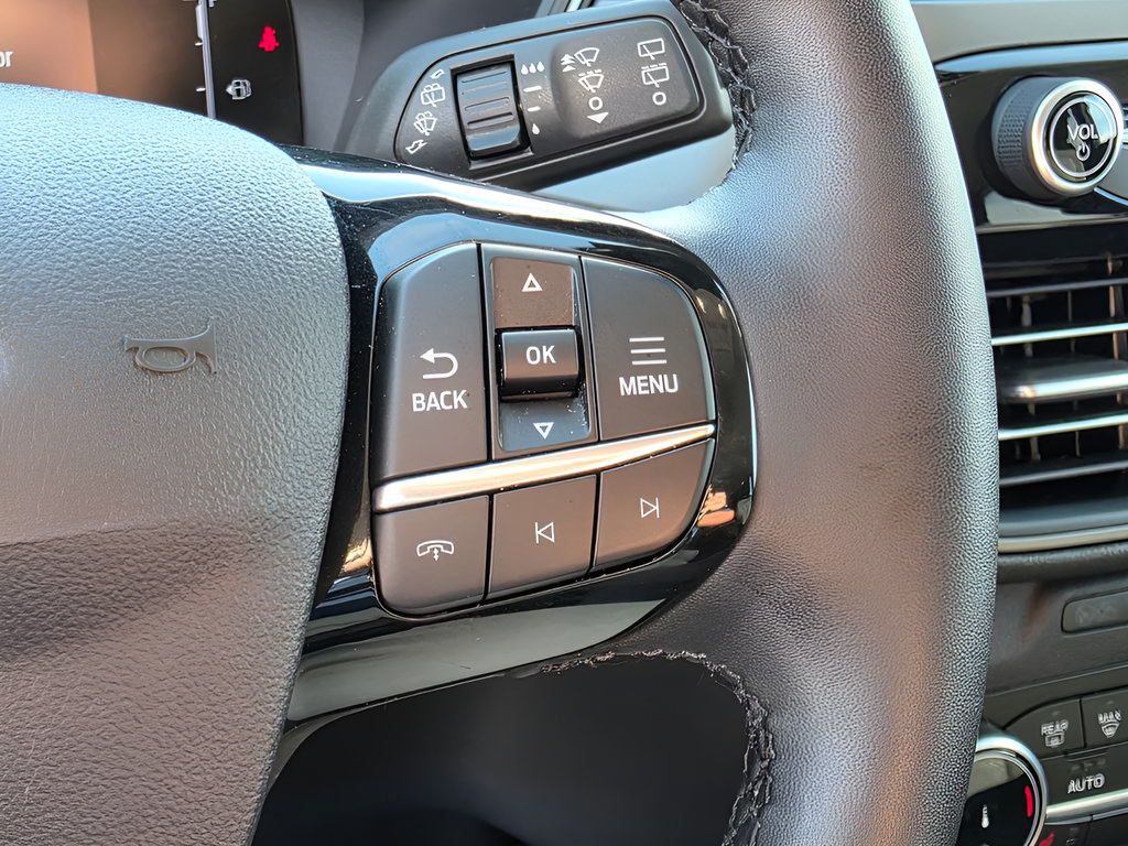 Certified 2024 Ford Escape Active AWD/4WD image 19