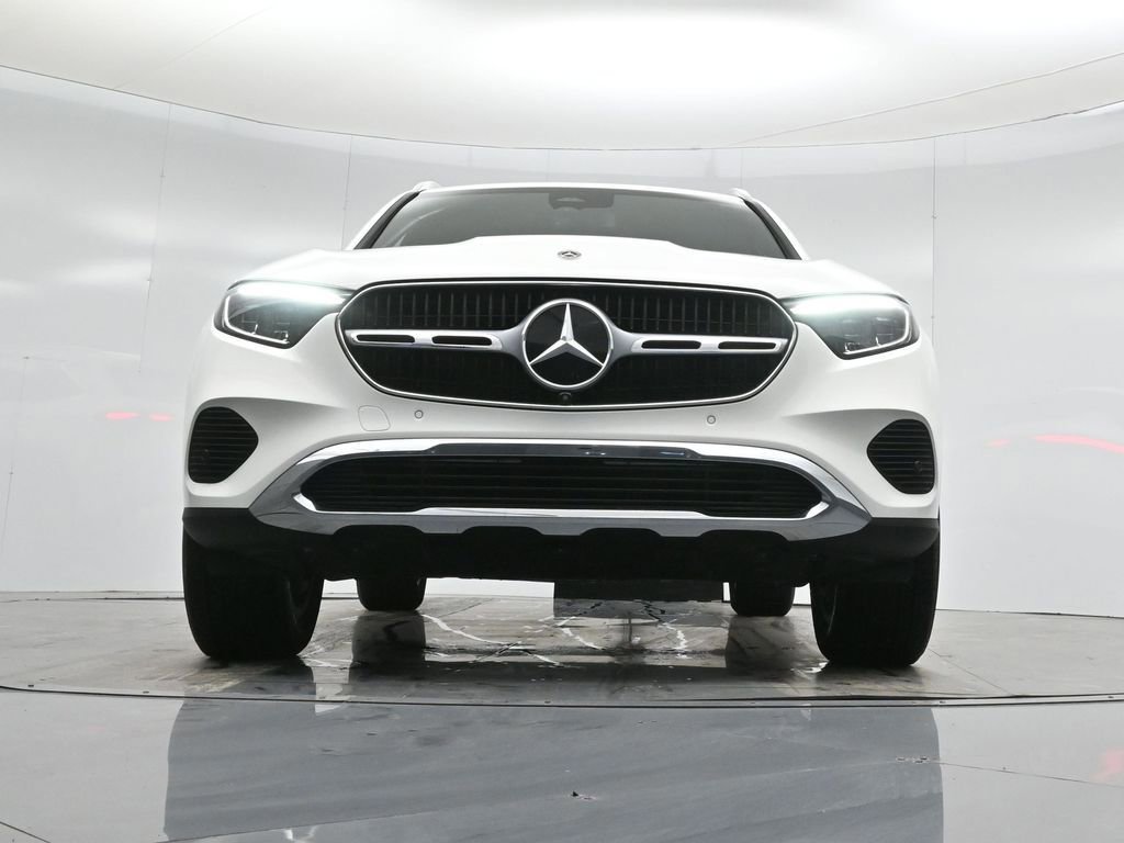 Used 2024 Mercedes-Benz GLC 300 image 31