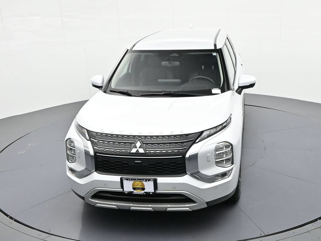 Used 2023 Mitsubishi Outlander SE AWD/4WD image 22