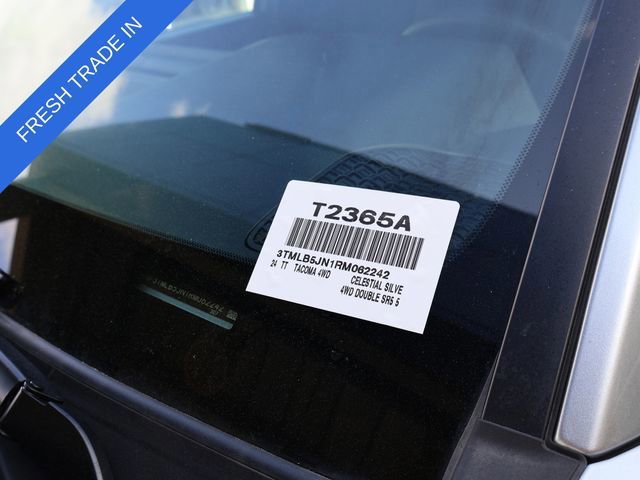 Used 2024 Toyota Tacoma SR5 image 30