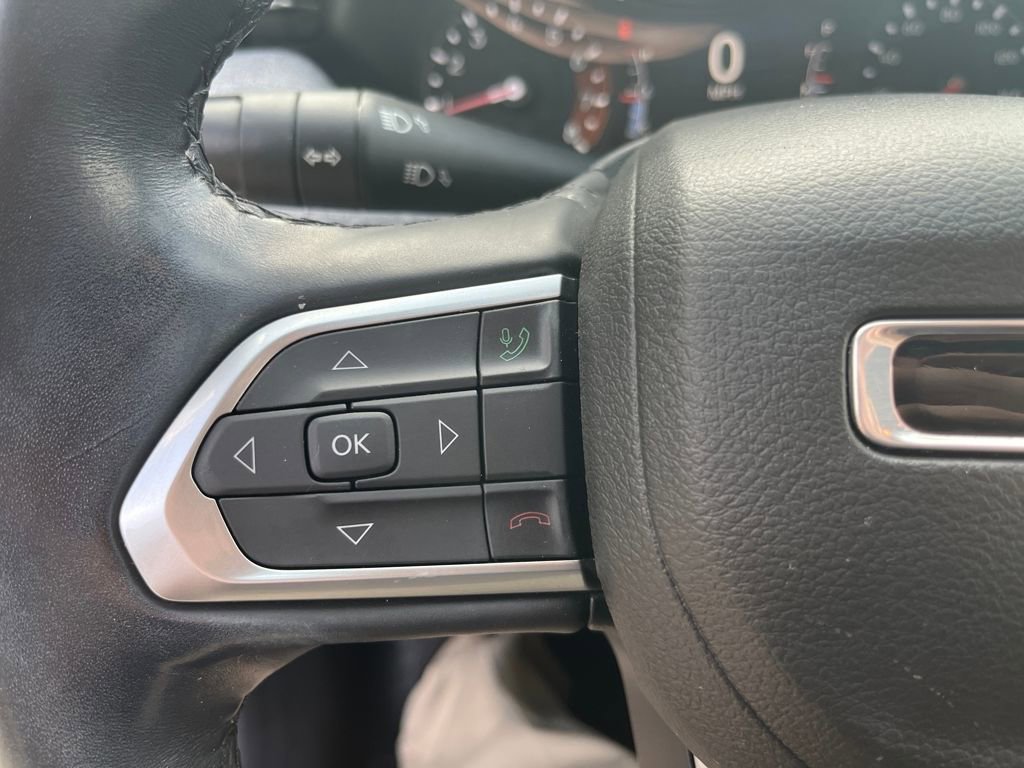 Used 2022 Jeep Compass Latitude image 34