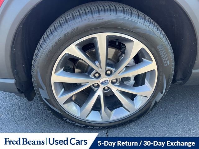 Certified 2025 Ford Explorer Platinum w/ Ultimate Package AWD/4WD image 10