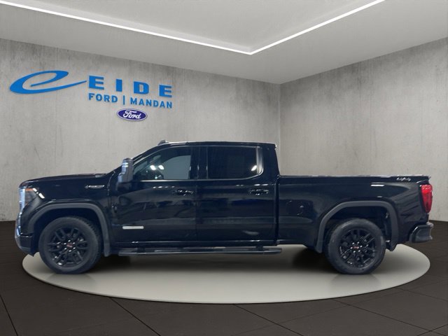 Used 2022 GMC Sierra 1500 Elevation w/ LPO, Elevation Black Package AWD/4WD image 9