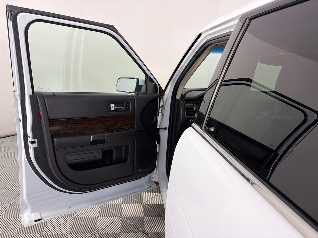 Certified 2019 Ford Flex Limited AWD/4WD image 10