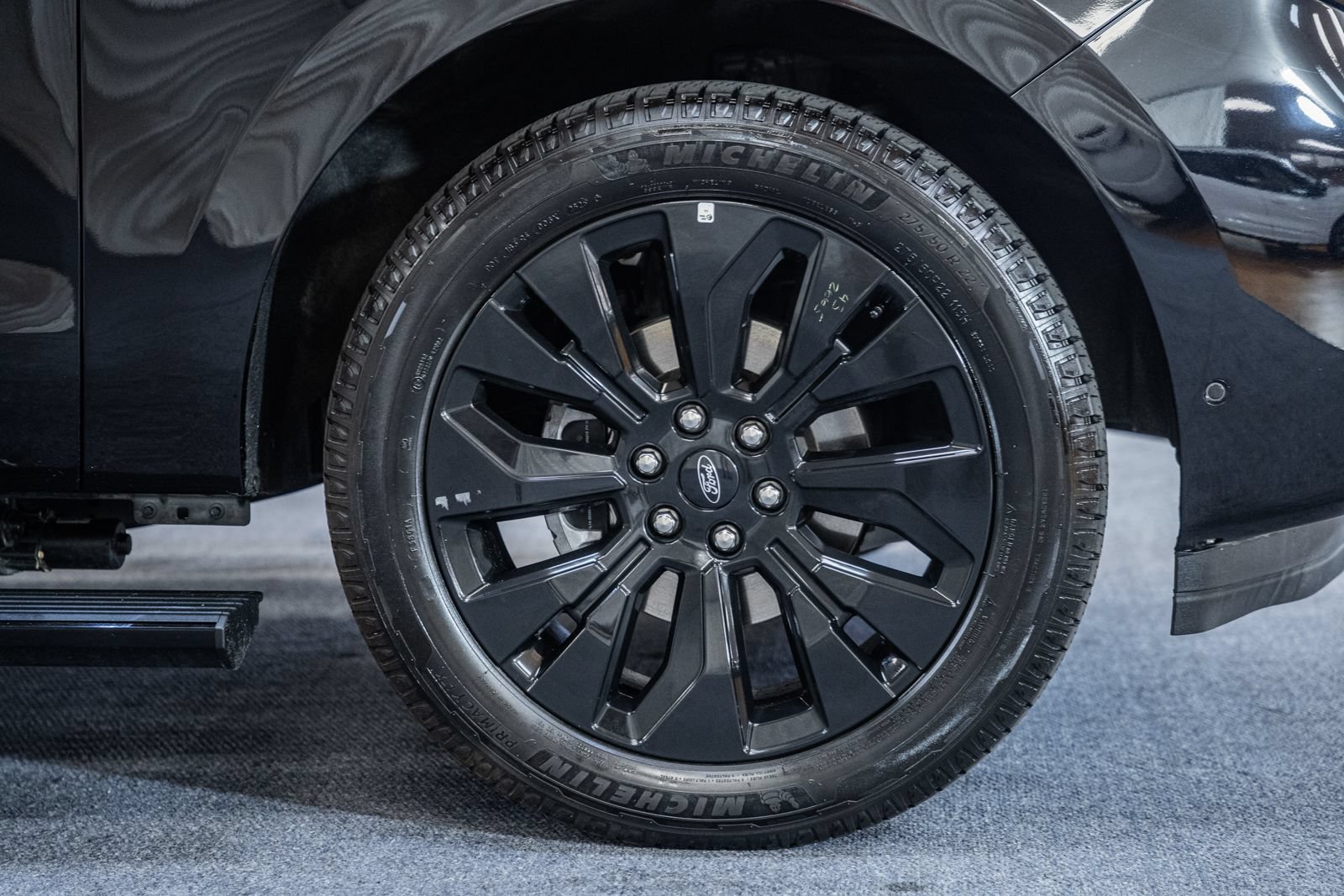 Certified 2025 Ford Expedition Max Platinum w/ Stealth Appearance Package AWD/4WD image 26