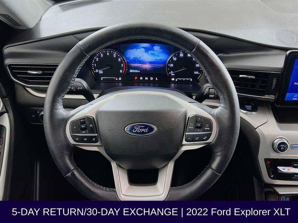 Certified 2022 Ford Explorer XLT w/ Equipment Group 202A AWD/4WD image 14