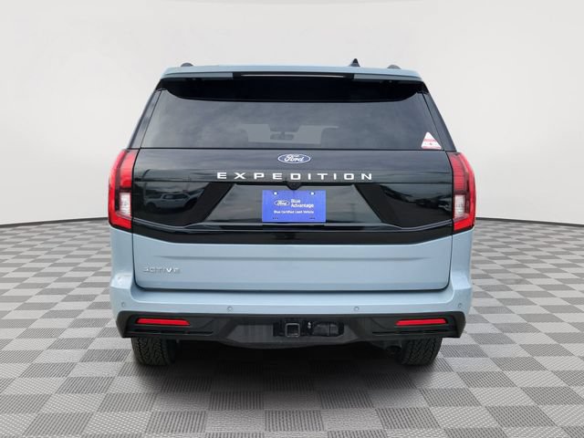 Certified 2025 Ford Expedition Active AWD/4WD image 4
