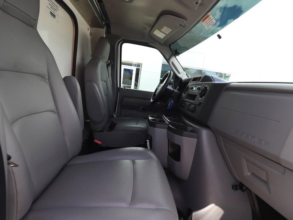 Certified 2025 Ford E-450 and Econoline 450 Super Duty w/ Power Equipment Group RWD image 6