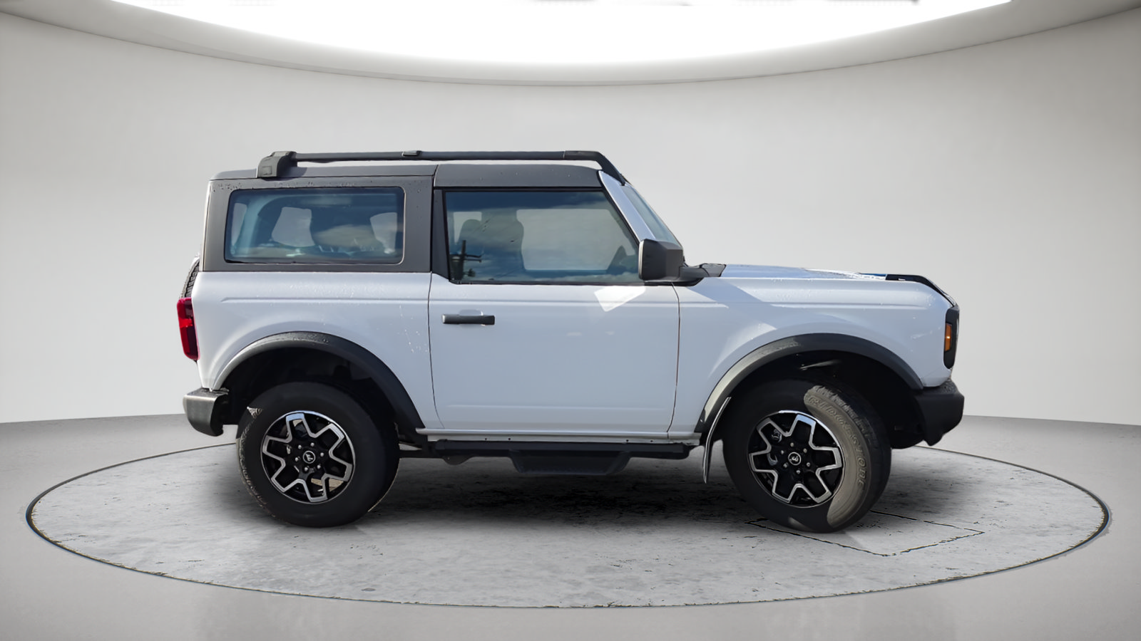 Certified 2022 Ford Bronco 2-Door AWD/4WD image 5