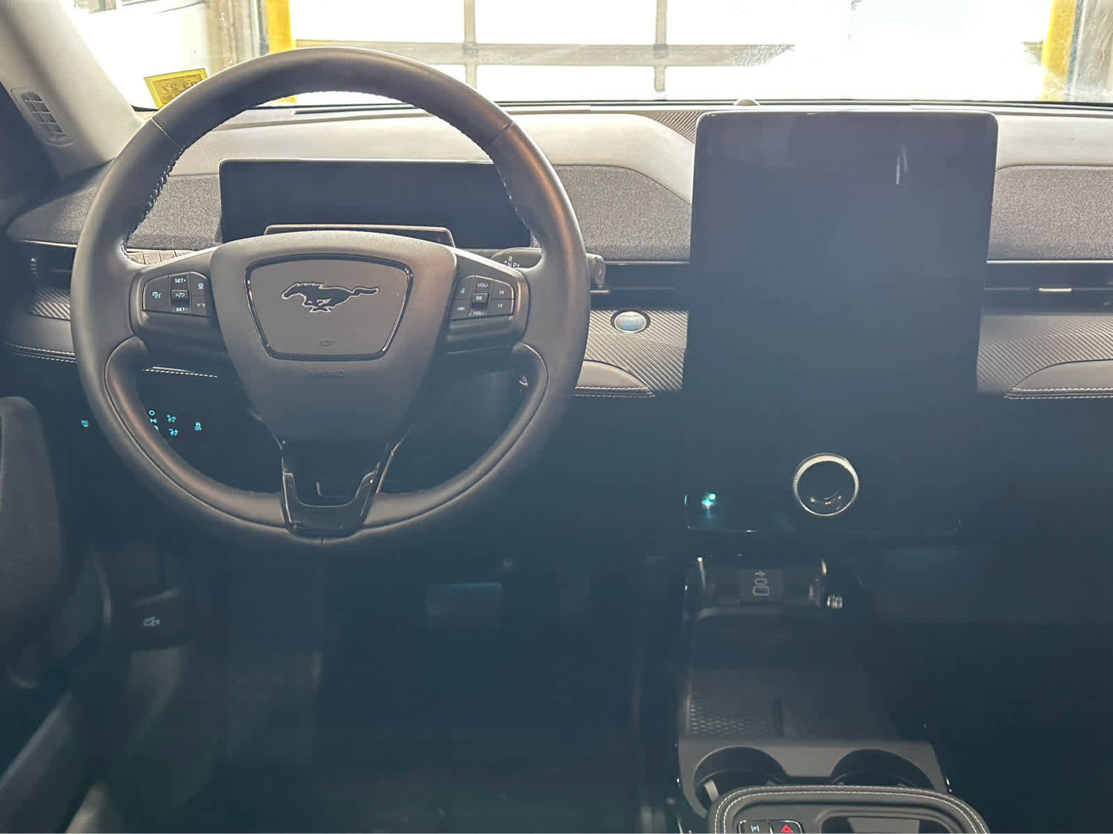 Certified 2025 Ford Mustang Mach-E Premium AWD/4WD image 14