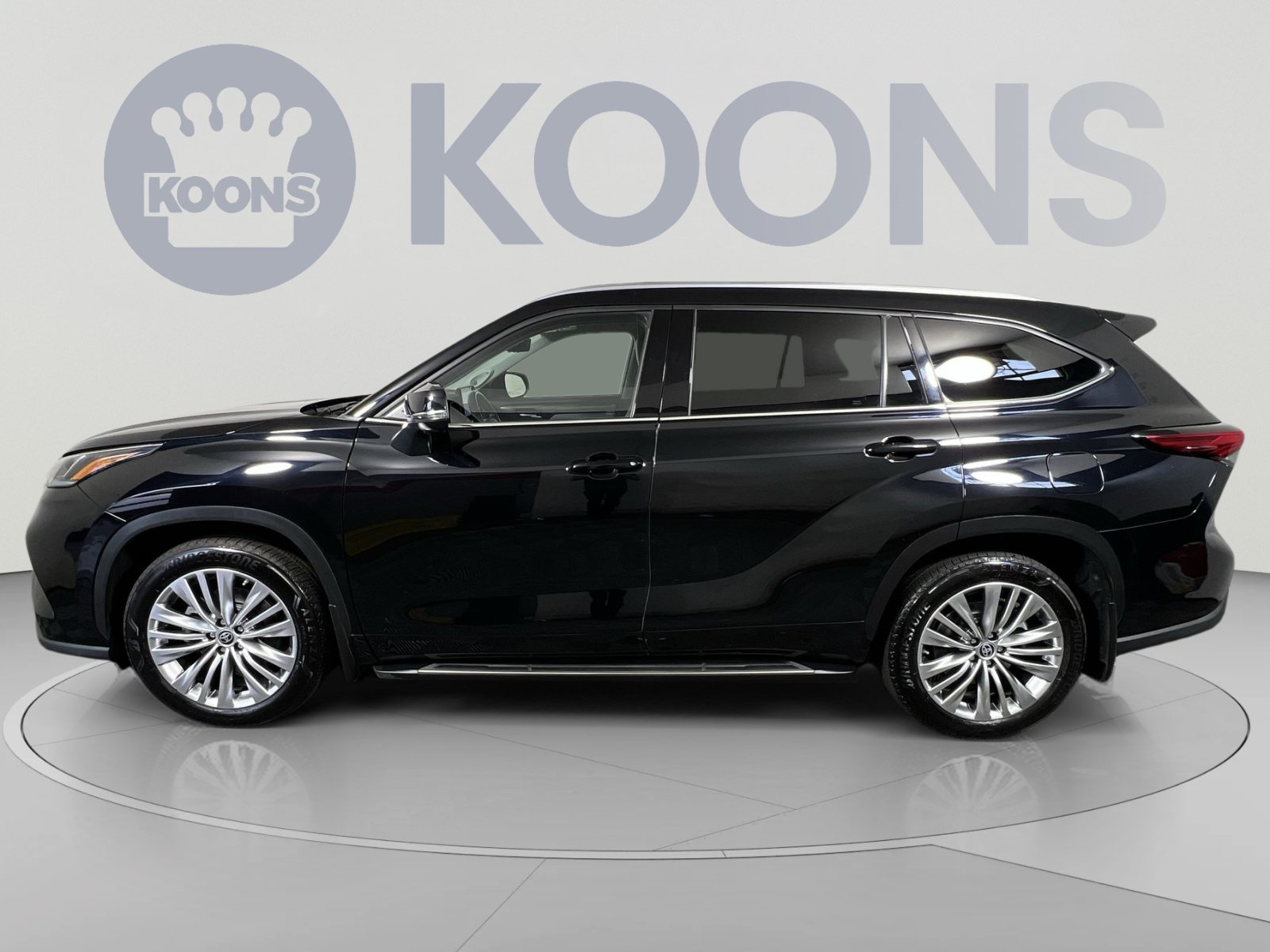 Used 2023 Toyota Highlander Platinum AWD/4WD image 7