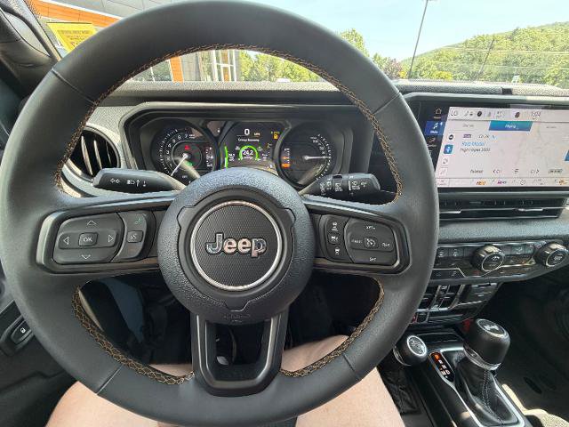 Used 2024 Jeep Wrangler Unlimited AWD/4WD image 7