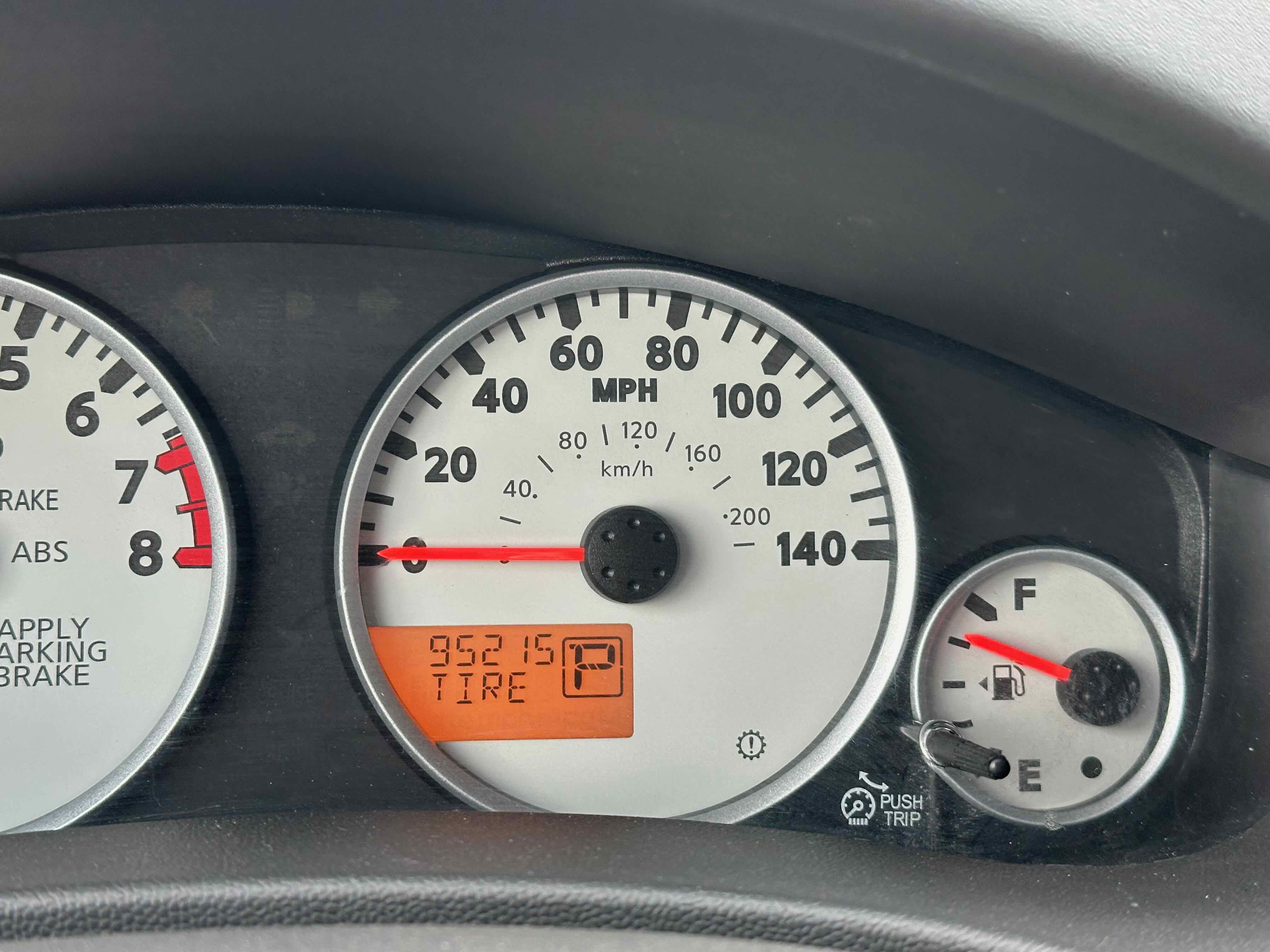 Used 2020 Nissan Frontier PRO-4X w/ Pro-4x Utility Package image 32