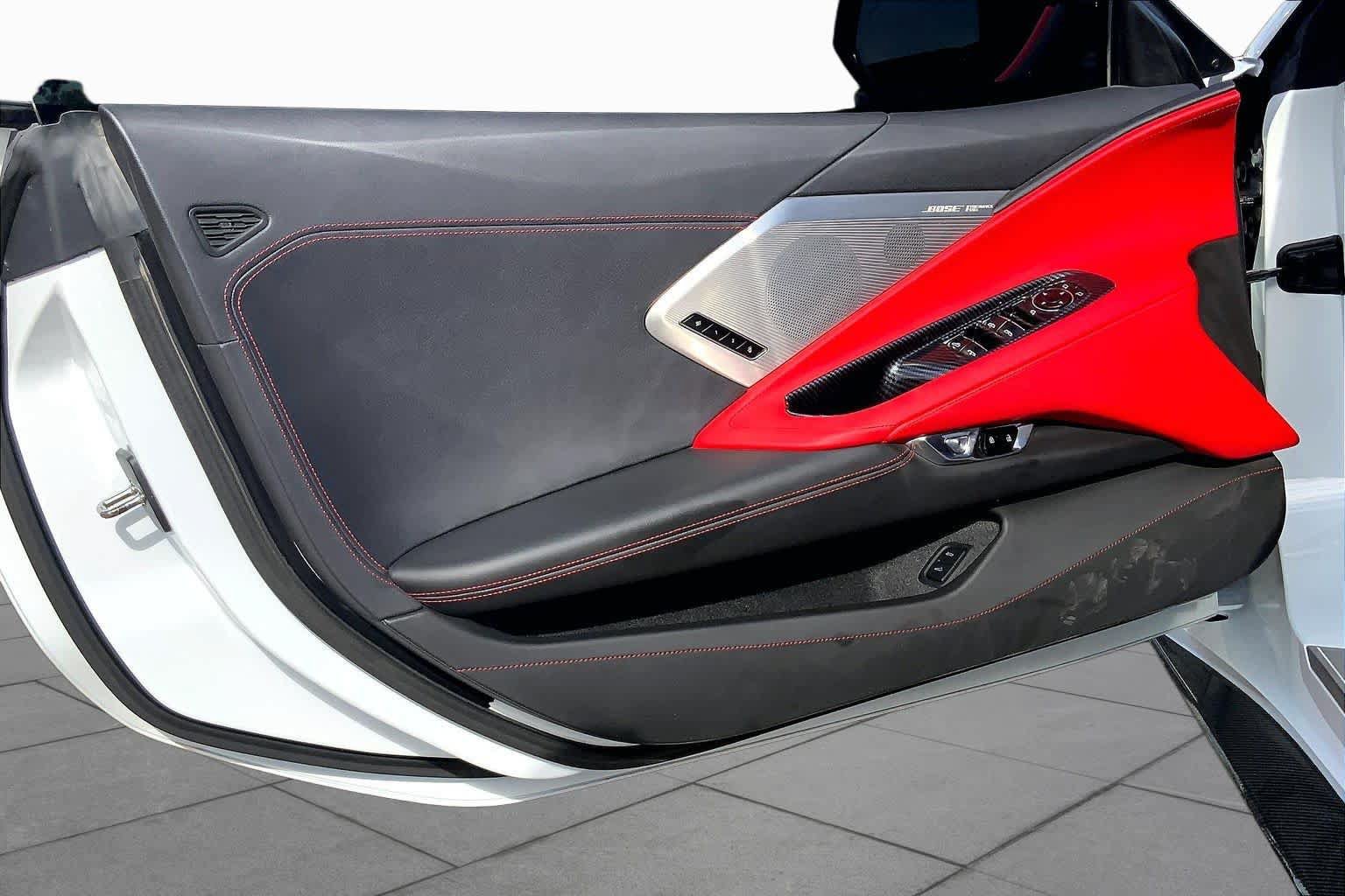 Used 2022 Chevrolet Corvette Stingray Preferred Conv w/ Z51 Performance Package RWD image 22