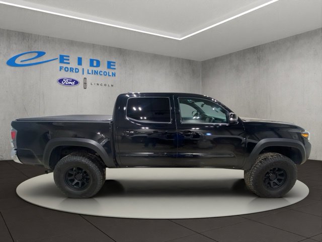 Used 2023 Toyota Tacoma TRD Off-Road AWD/4WD image 7