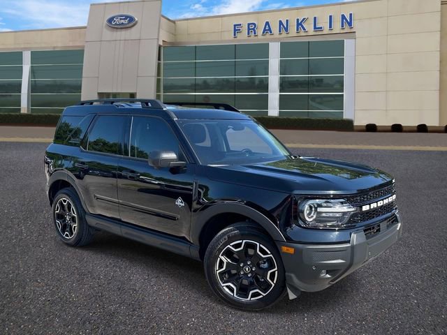 Certified 2025 Ford Bronco Sport Outer Banks w/ Outer Banks Tech Package+ AWD/4WD image 1