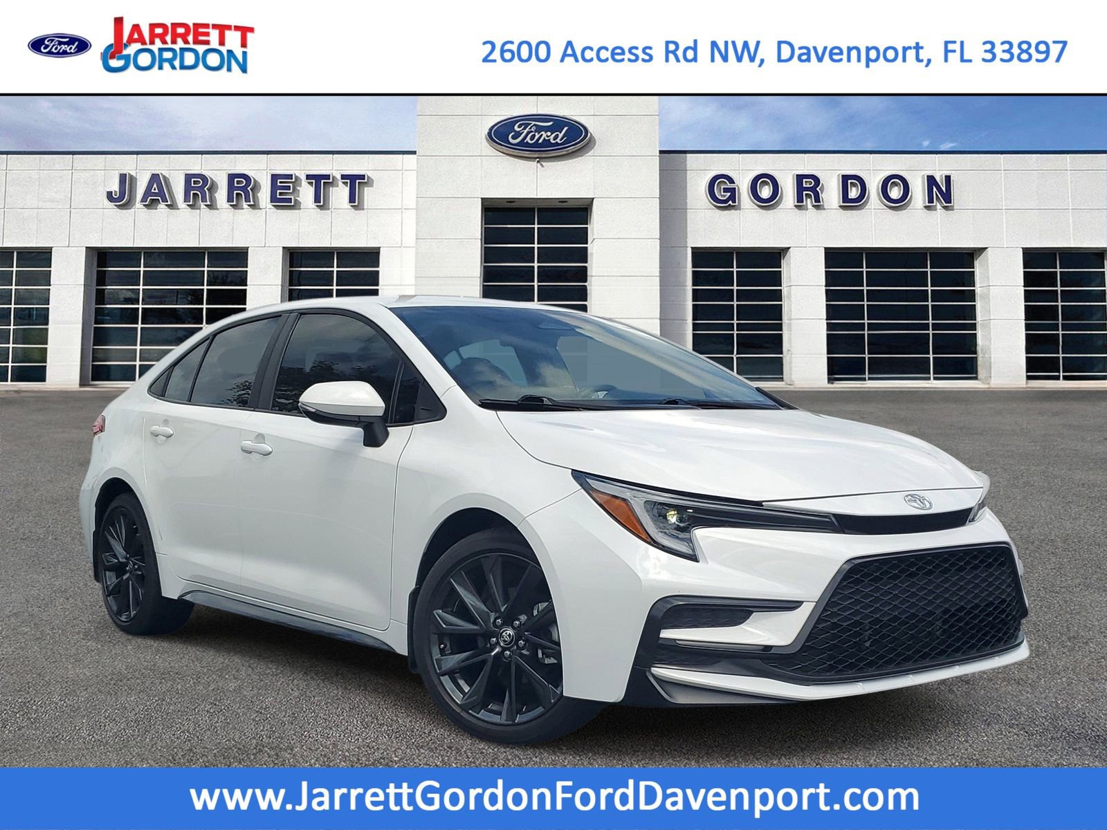 Used 2024 Toyota Corolla SE FWD image 1