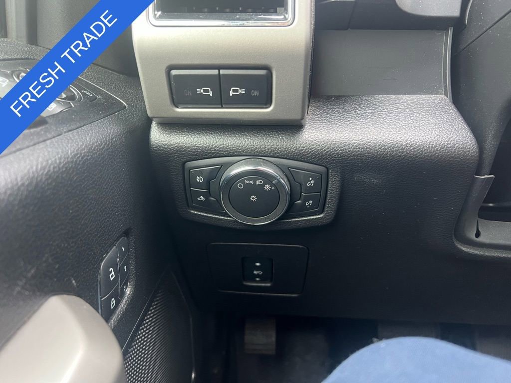 Certified 2017 Ford F150 Lariat w/ Equipment Group 501A Mid image 11