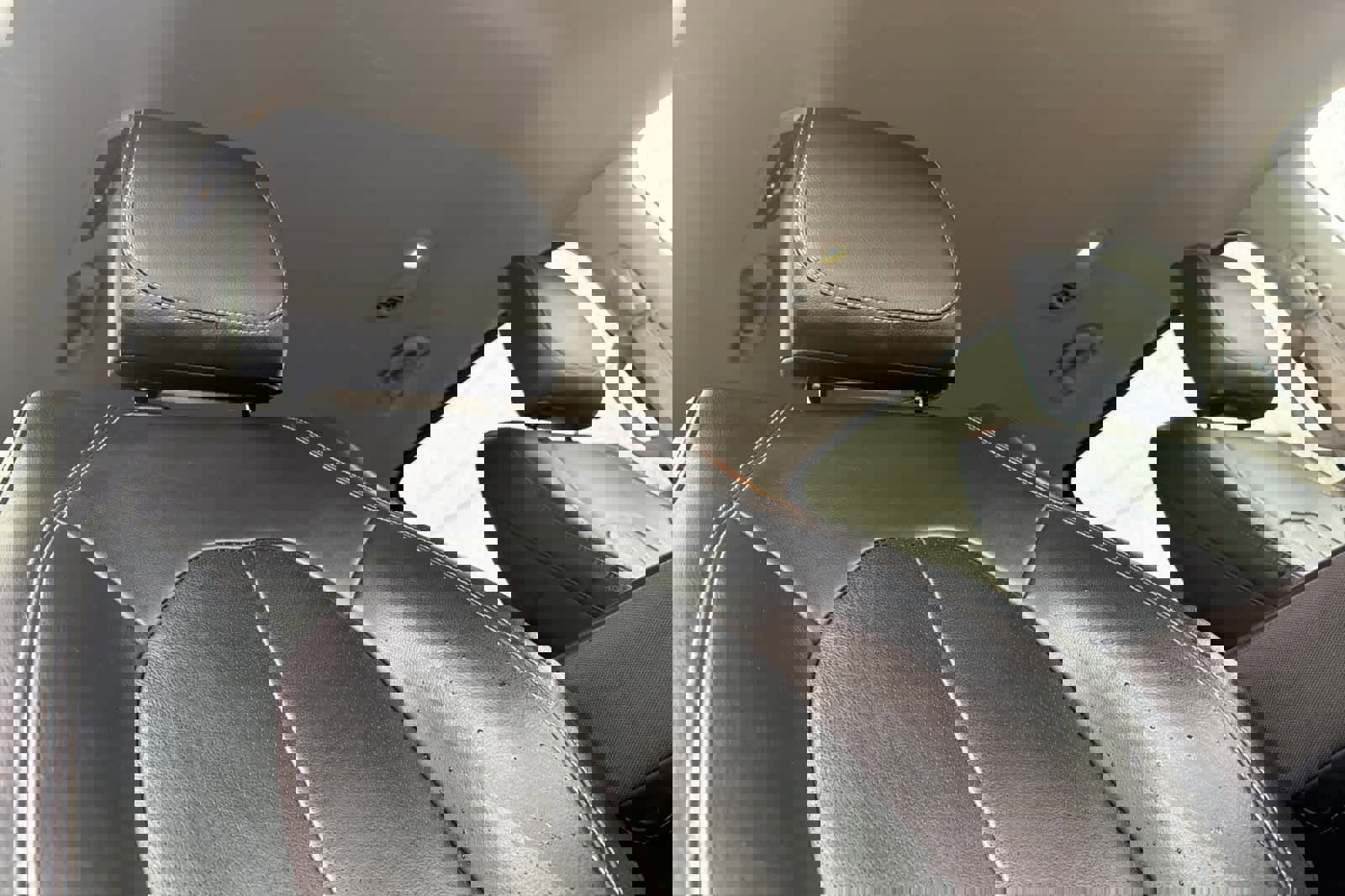 Used 2022 Chrysler Pacifica Touring-L image 16