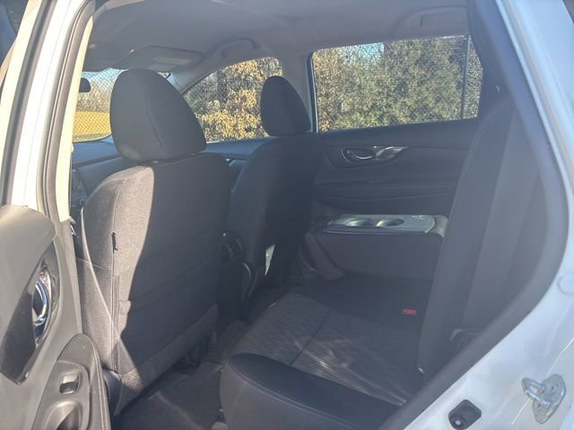 Used 2018 Nissan Rogue S image 12