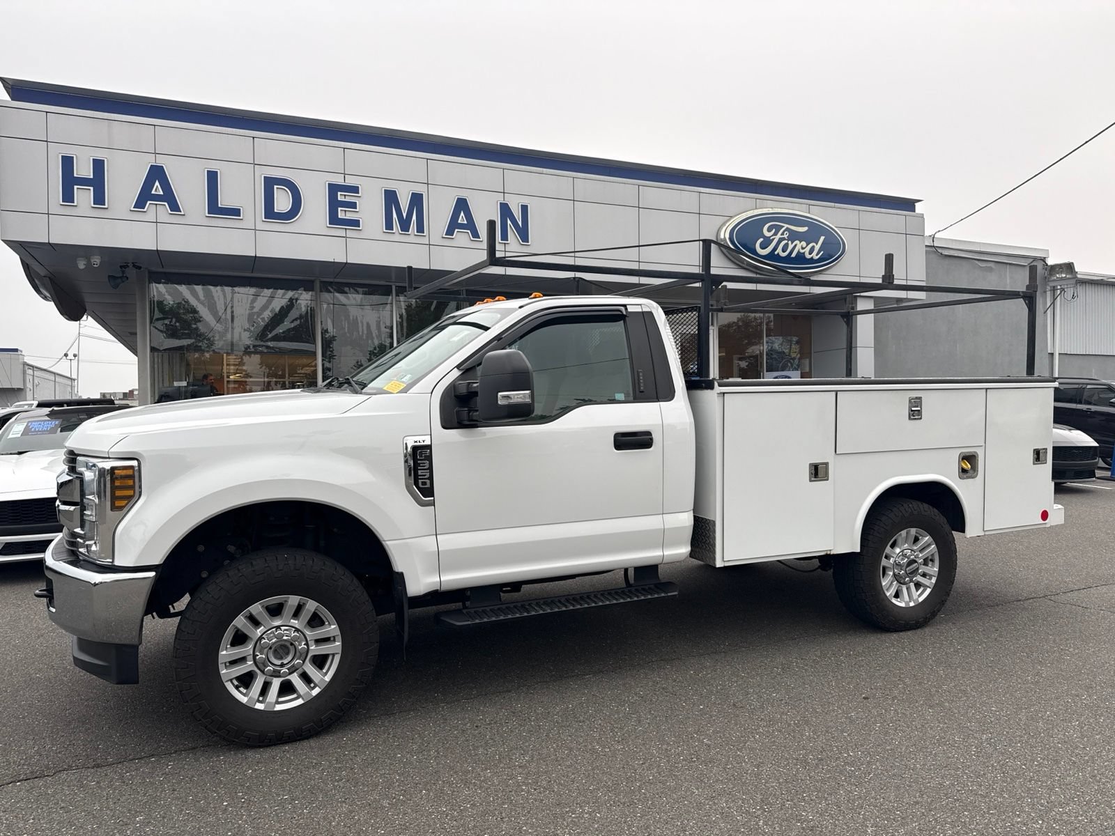 Certified 2018 Ford F350 XLT w/ XLT Value Package AWD/4WD image 1