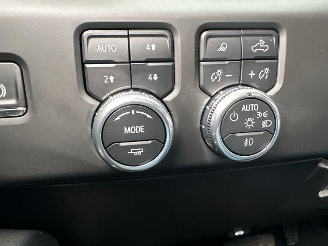Used 2025 GMC Sierra 3500 Denali w/ Denali Reserve Package image 25