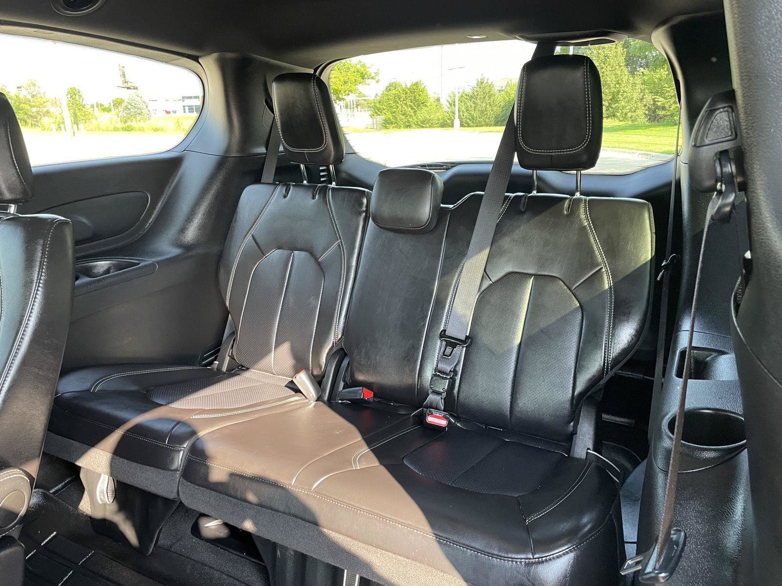 Used 2026 Chrysler Pacifica Select FWD image 21