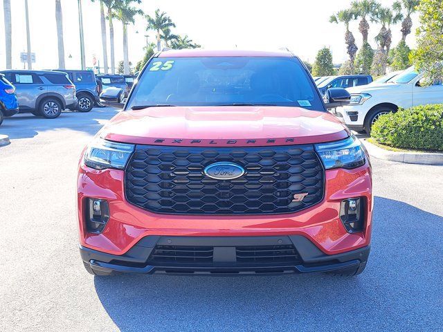 Certified 2025 Ford Explorer ST image 8