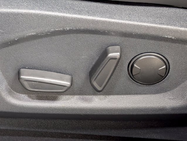 Certified 2024 Ford Edge ST-Line AWD/4WD image 12