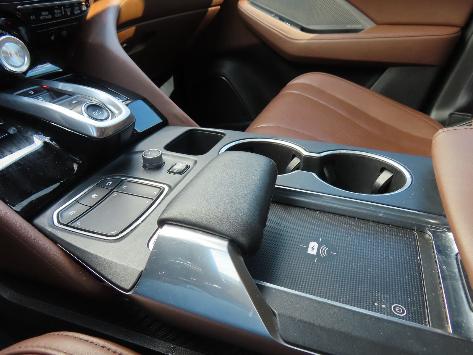 Used 2022 Acura MDX SH-AWD w/ Technology Package image 26