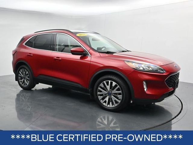 Certified 2022 Ford Escape Titanium w/ Class II Trailer Tow Package AWD/4WD video 2
