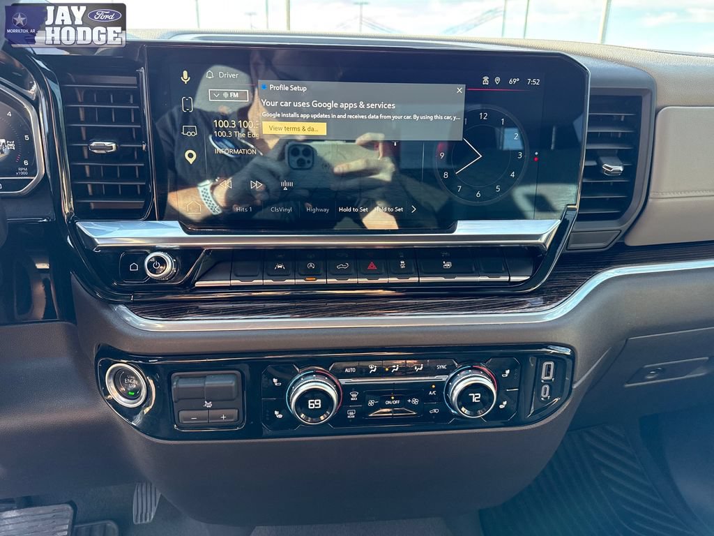 Used 2025 GMC Sierra 1500 SLE AWD/4WD image 22