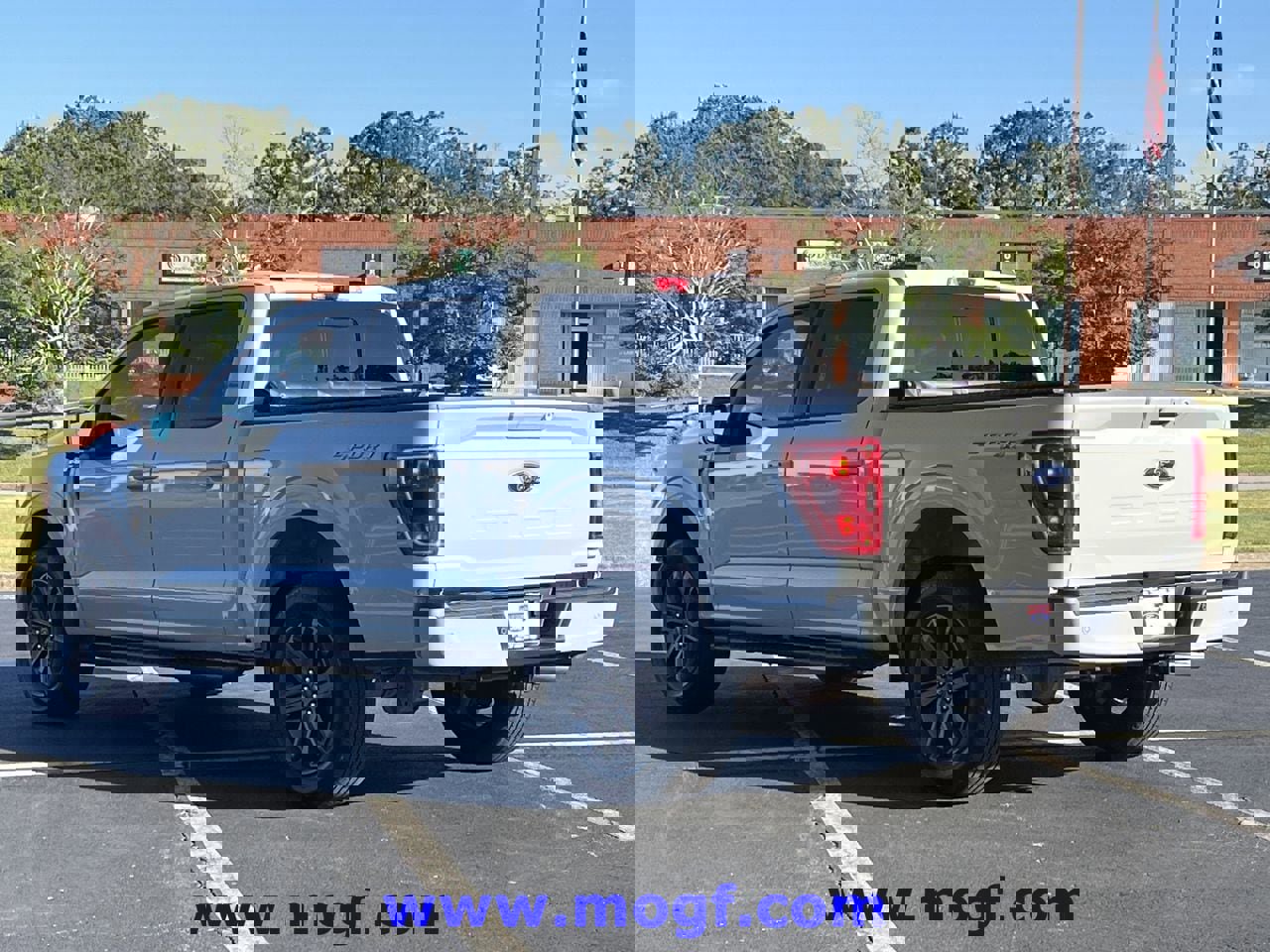 Certified 2023 Ford F150 XLT w/ Equipment Group 302A High image 5