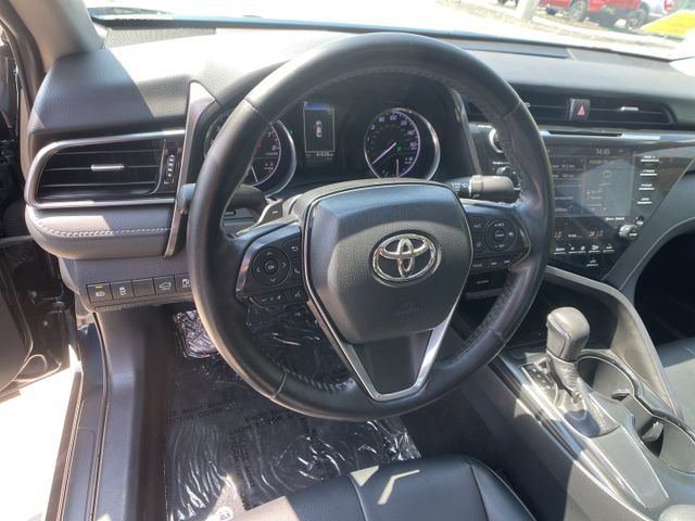 Used 2019 Toyota Camry SE w/ Audio Package FWD image 16
