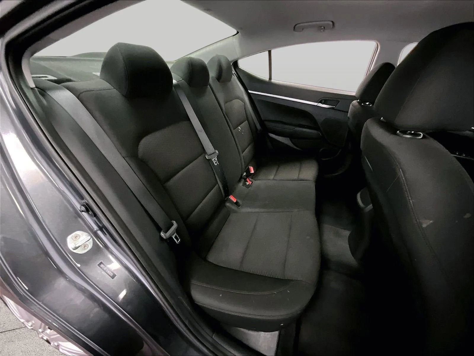 Used 2020 Hyundai Elantra SE w/ Cargo Package (C1) image 26