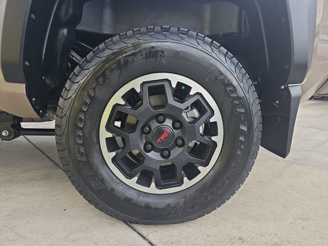 Used 2026 Toyota Tacoma TRD Off-Road AWD/4WD image 29