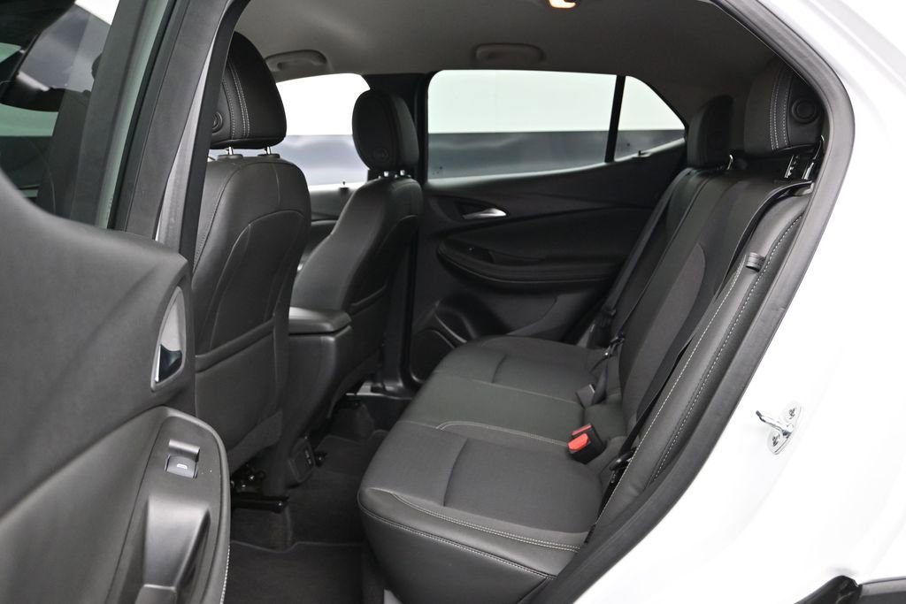 Used 2025 Buick Encore GX Preferred AWD/4WD image 17