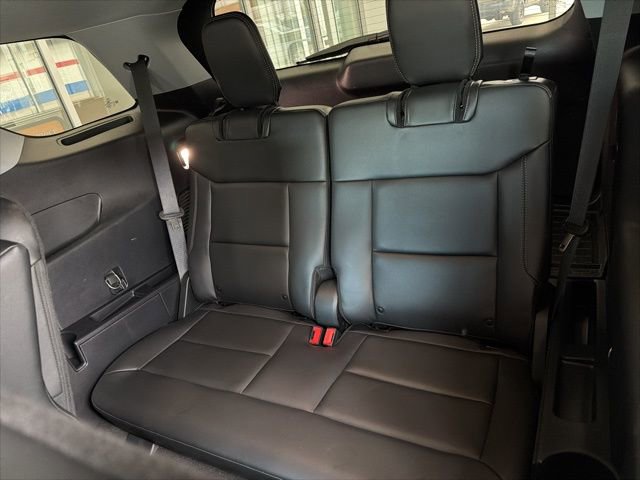Certified 2022 Ford Explorer XLT w/ Equipment Group 202A image 16