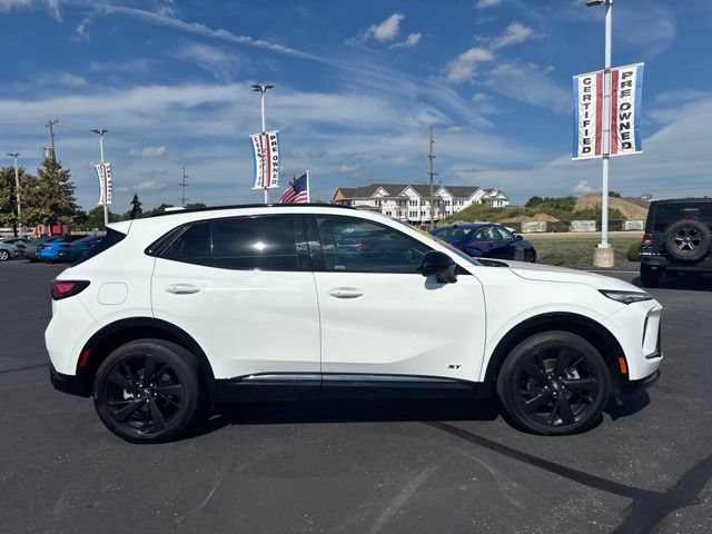 Used 2025 Buick Envision Sport Touring AWD/4WD image 6