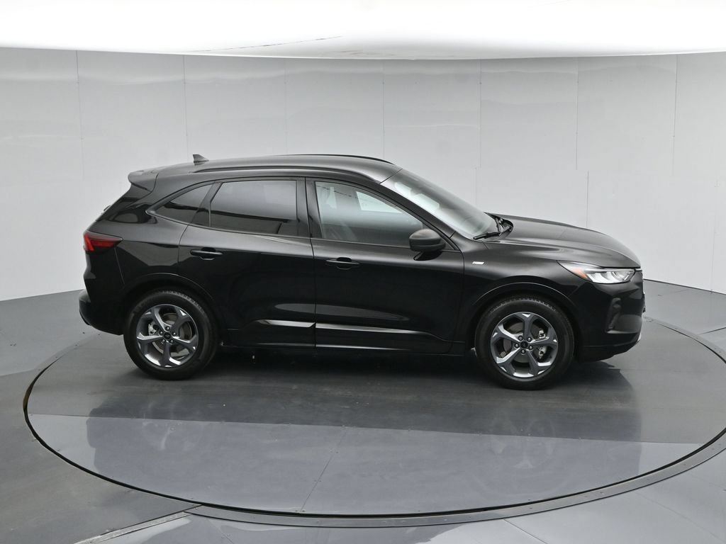 Certified 2023 Ford Escape ST-Line w/ Tech Pack #1 FWD image 55