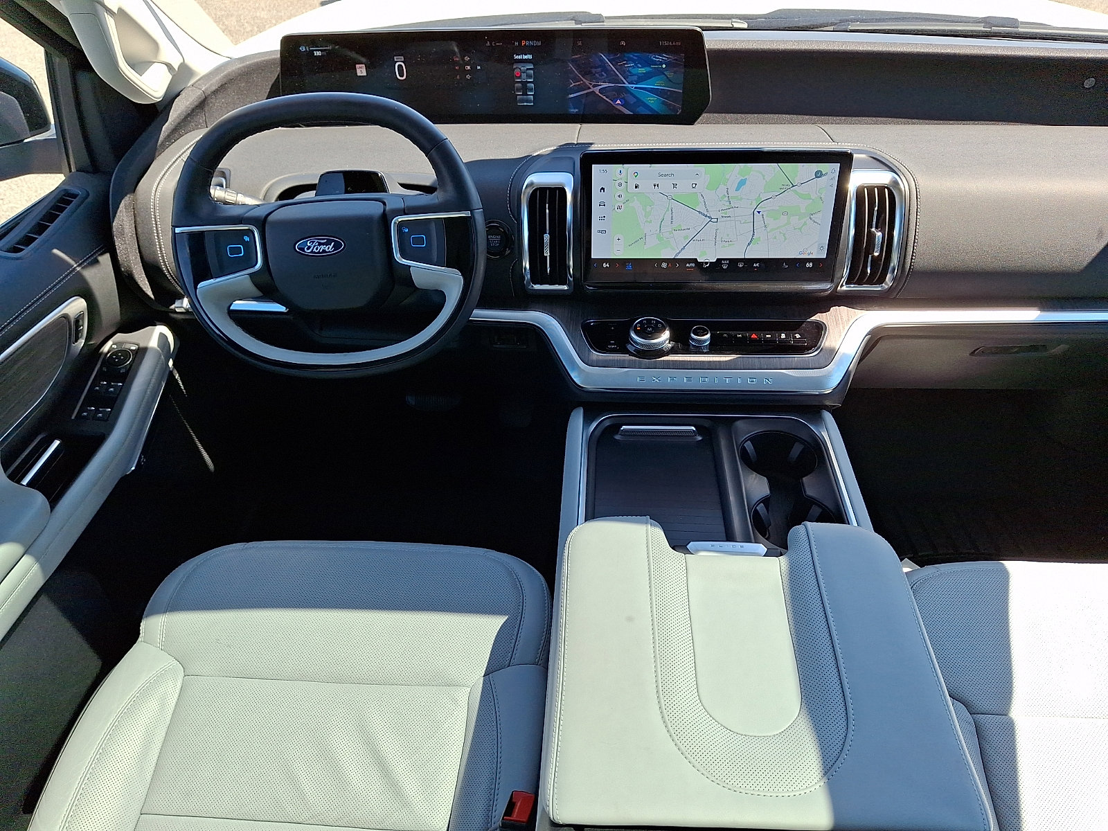 Certified 2025 Ford Expedition Platinum w/ Platinum Ultimate Package AWD/4WD image 15