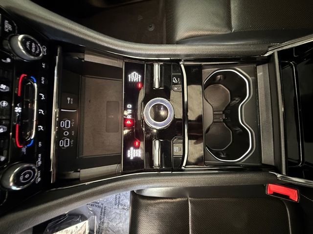 Used 2023 Jeep Grand Cherokee Overland w/ Advanced Protech Group III AWD/4WD image 22
