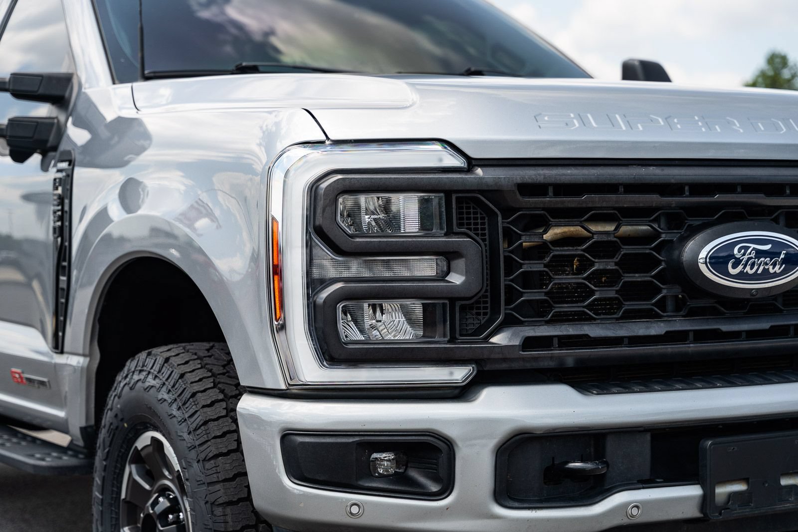 Certified 2024 Ford F350 Lariat w/ Lariat Ultimate Package AWD/4WD image 10
