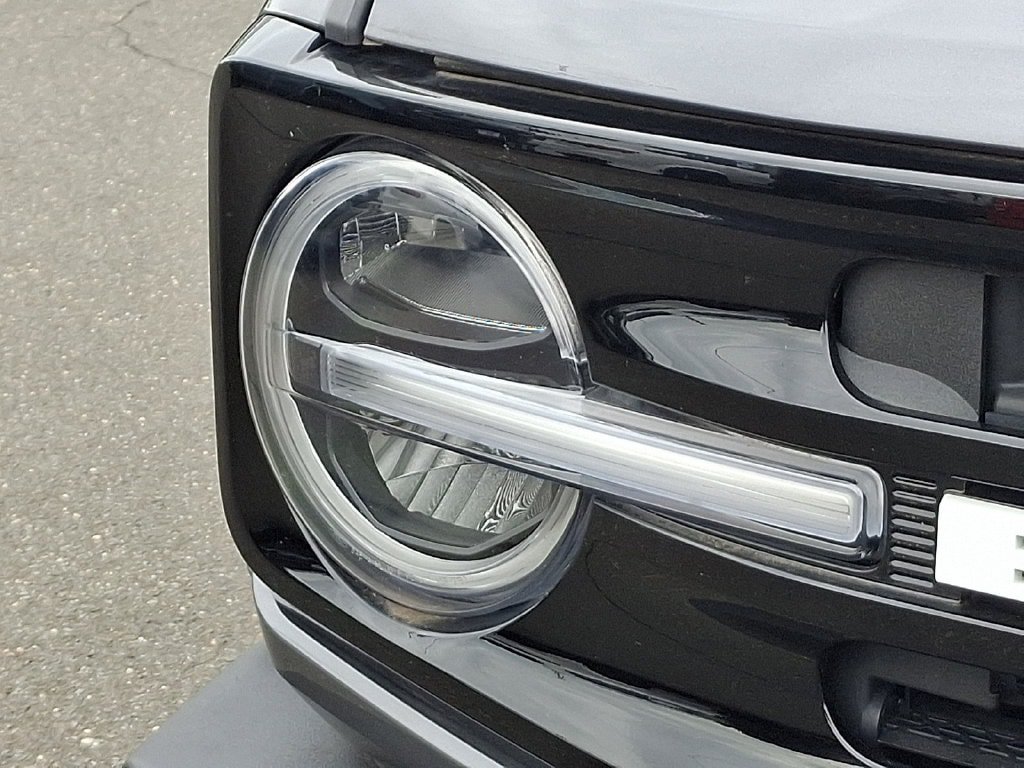 Certified 2023 Ford Bronco Outer Banks AWD/4WD image 9
