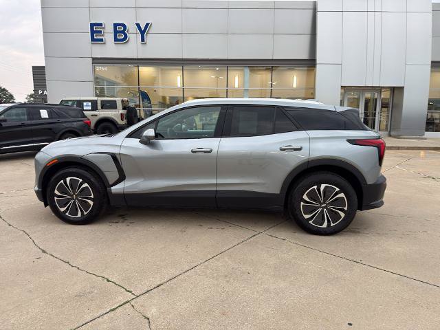 Used 2024 Chevrolet Blazer EV LT AWD/4WD image 2