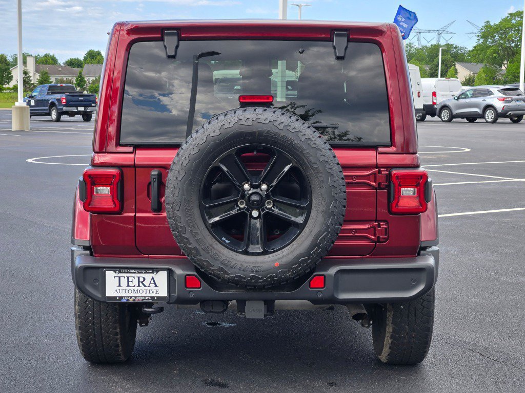 Used 2021 Jeep Wrangler Unlimited Sahara AWD/4WD image 13